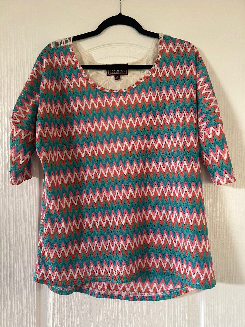 Escapada Zigzag Scoop Neck Tunic in Teal, Pink & White